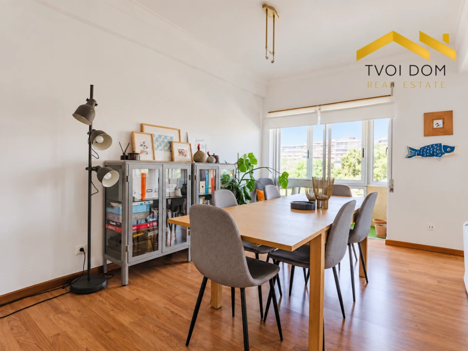 Apartamento T3 para Venda em Almada, Cova da Piedade, Pragal e Cacilhas Foto 2