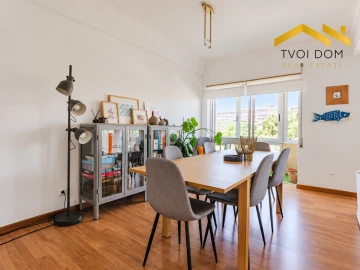 Apartamento T3 para Venda em Almada, Cova da Piedade, Pragal e Cacilhas