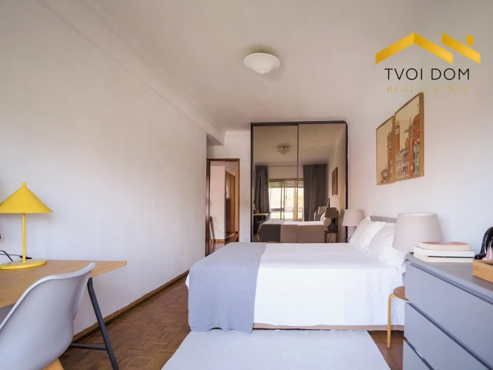 Apartamento T3 para Venda em Almada, Cova da Piedade, Pragal e Cacilhas Foto 18