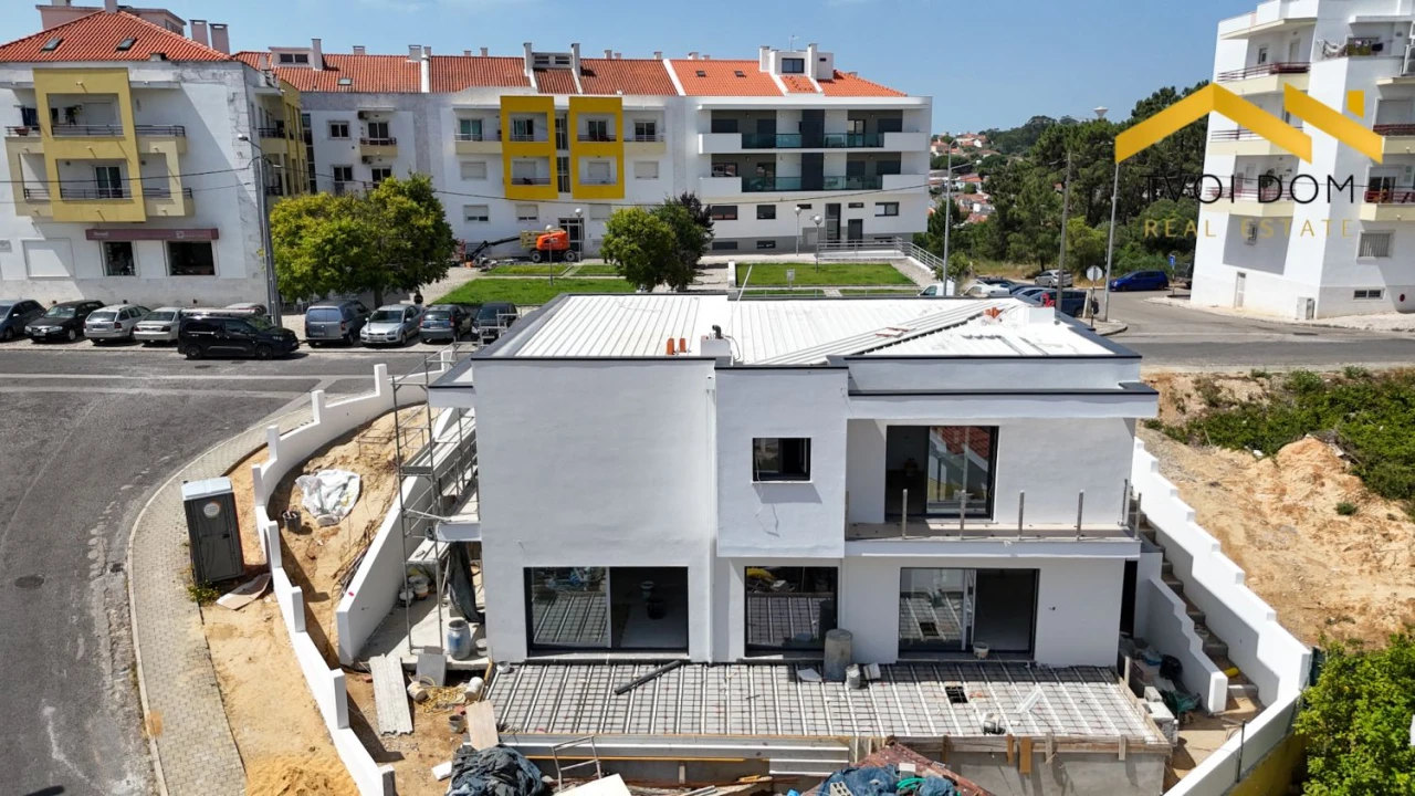 Moradia T4 para Venda em Charneca de Caparica e Sobreda Foto 10