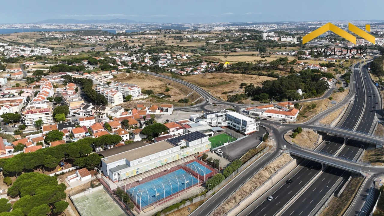 Moradia T4 para Venda em Charneca de Caparica e Sobreda Foto 21
