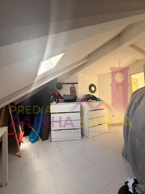 Apartamento T3 para Venda em Marvila, Ribeira Santarém, São Salvador, São Nicolau