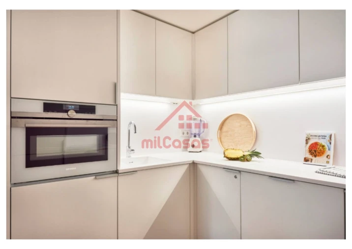 Apartamento T1 para Venda em Santa Maria Maior Foto 14
