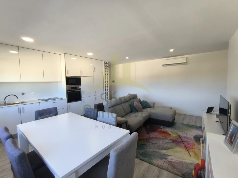 Apartamento T2 para Venda em Santa Marta de Portuzelo Foto 5