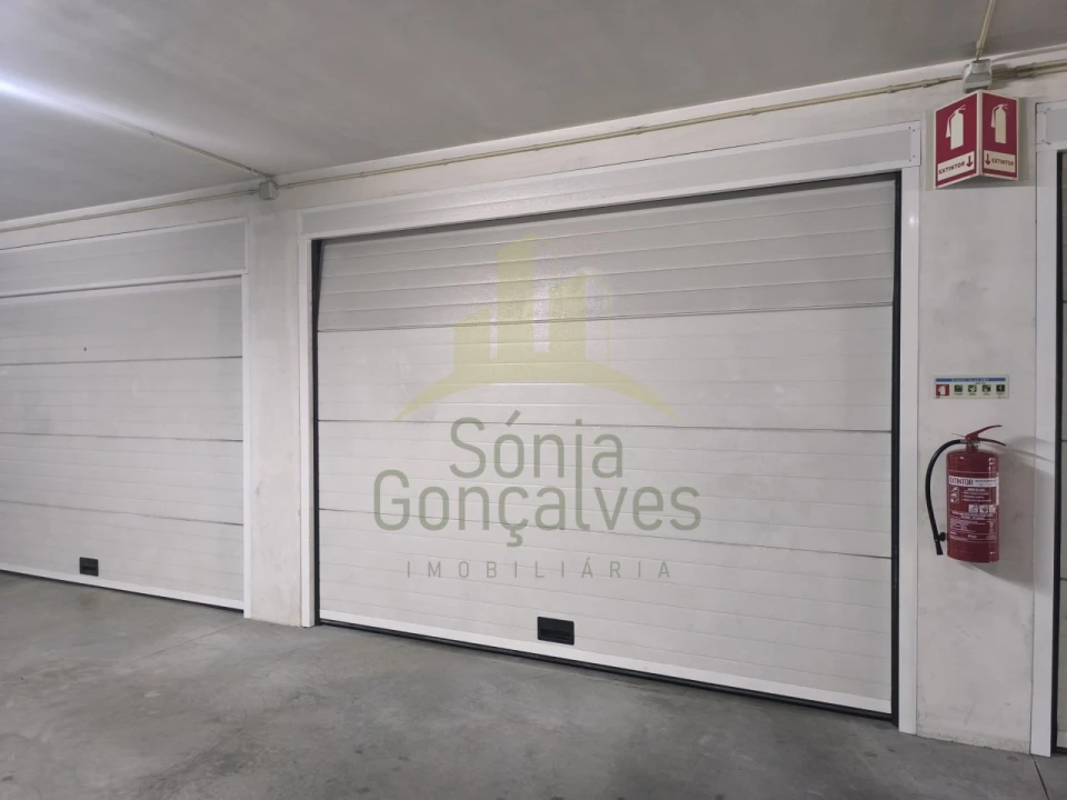 Apartamento T2 para Venda em Santa Marta de Portuzelo Foto 15