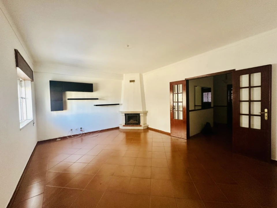 Apartamento T3 para Venda em Abrantes (São Vicente e São João) e Alferrarede Foto 1