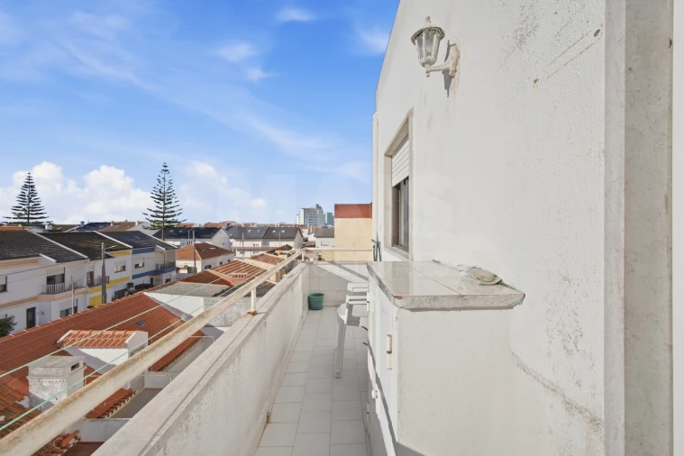 Apartamento T2 para Venda em Peniche Foto 10