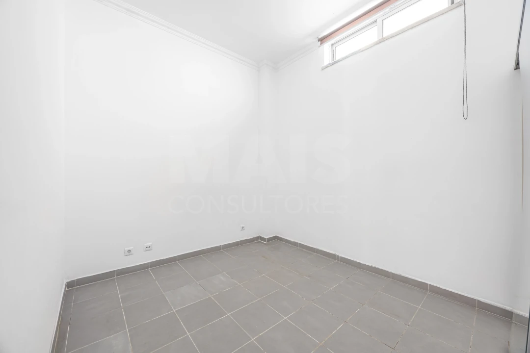 Escritório para Venda em Alenquer (Santo Estêvão e Triana) Foto 10