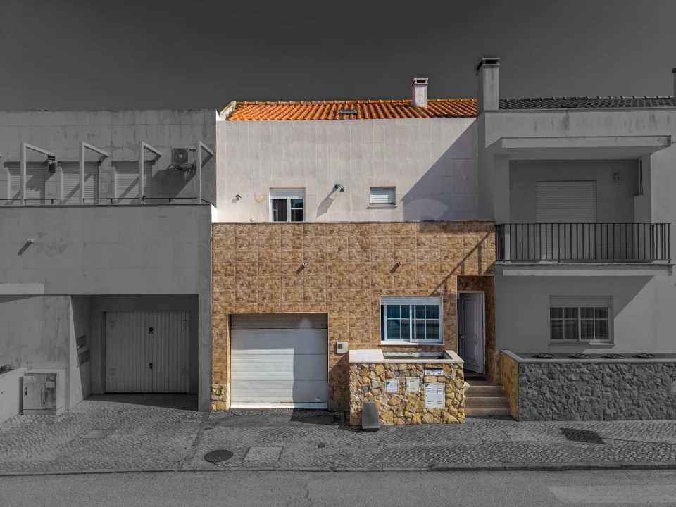 Moradia T3 para Venda em Famalicão Foto 1