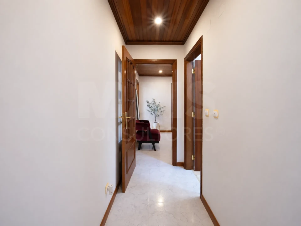 Apartamento T3 para Venda em Carregado e Cadafais Foto 11