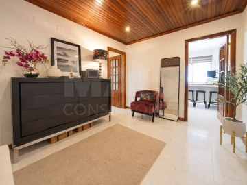 Apartamento T3 para Venda em Carregado e Cadafais
