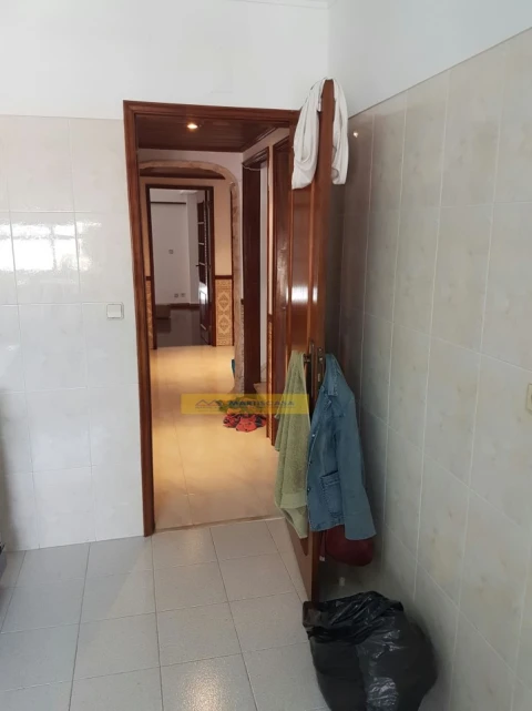 Apartamento T4 para Arrendamento em Algueirão-Mem Martins