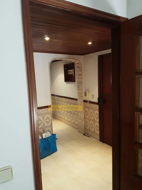 Apartamento T4 para Arrendamento em Algueirão-Mem Martins