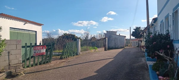 Terreno para Venda em Carvoeiro