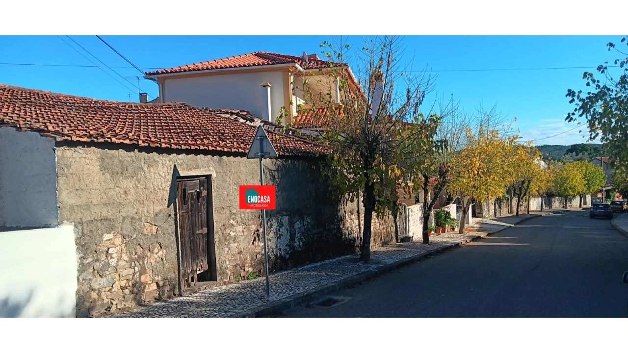 Moradia T2 para Venda em Carvoeiro Foto 1