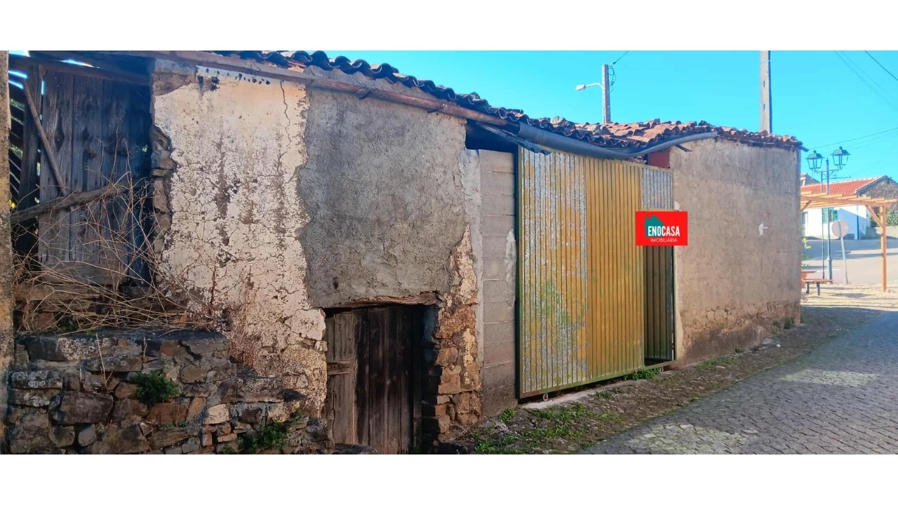 Moradia T2 para Venda em Carvoeiro Foto 3