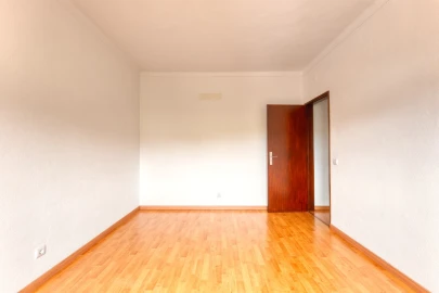 Prédio para Venda em Abrantes (São Vicente e São João) e Alferrarede