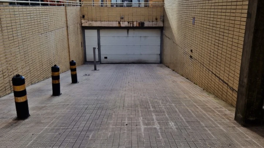 Garagem para Arrendamento em Paranhos