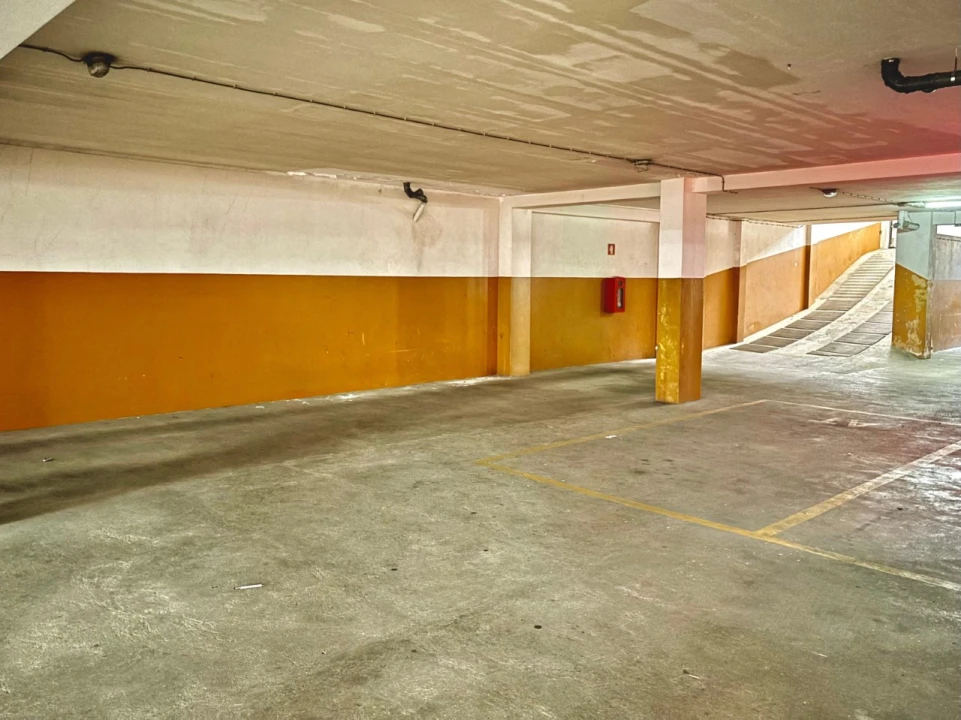 Negócio para Venda em Mafamude e Vilar do Paraíso Foto 4