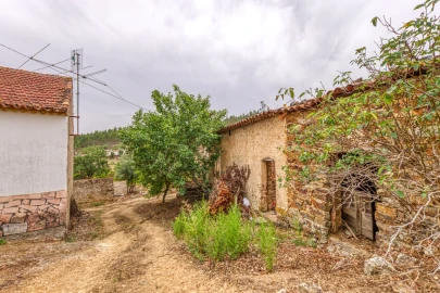 Quinta T3 para Venda em Carvoeiro