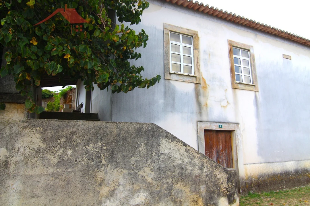 Moradia T6 para Venda em Ala e Vilarinho do Monte Foto 7