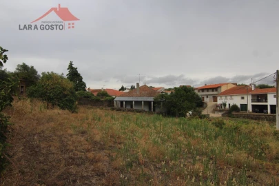 Moradia T6 para Venda em Ala e Vilarinho do Monte