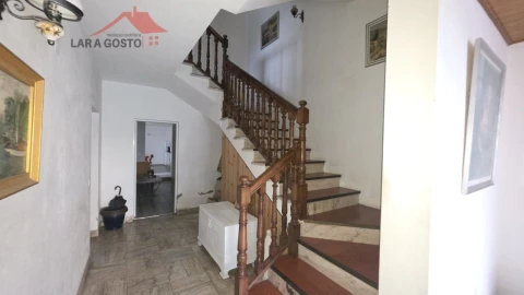 Moradia T4 para Venda em Macedo de Cavaleiros