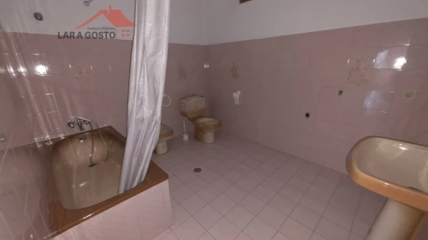Moradia T4 para Venda em Macedo de Cavaleiros