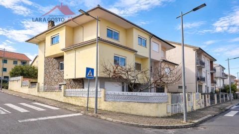 Moradia T4 para Venda em Macedo de Cavaleiros