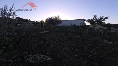 Quinta T2 para Venda em Vinhas