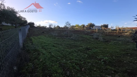 Quinta T2 para Venda em Vinhas