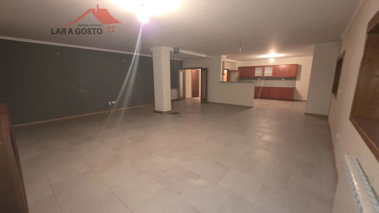 Apartamento T4 para Venda em Macedo de Cavaleiros Foto 6