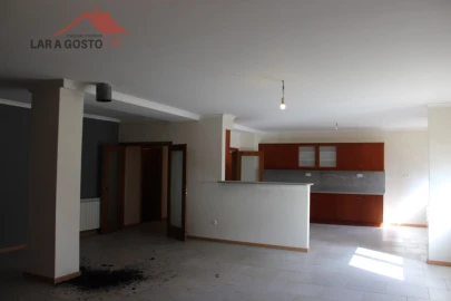 Apartamento T4 para Venda em Macedo de Cavaleiros