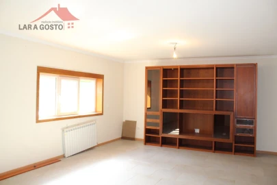 Apartamento T4 para Venda em Macedo de Cavaleiros