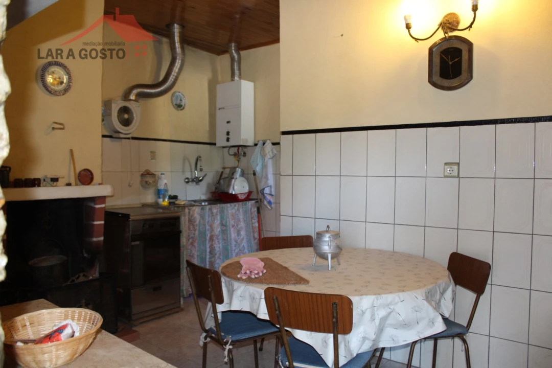 Moradia T2 para Venda em Carrapatas Foto 10