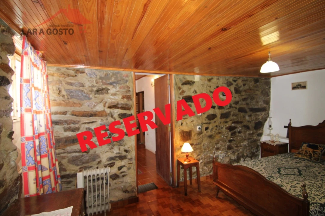 Moradia T2 para Venda em Carrapatas Foto 1