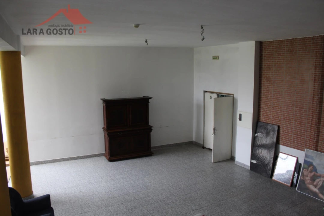Loja para Arrendamento em Macedo de Cavaleiros Foto 11