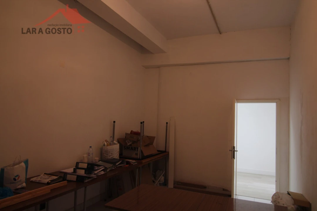 Loja para Arrendamento em Macedo de Cavaleiros Foto 33