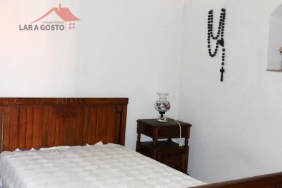 Moradia T4 para Venda em Castelãos e Vilar do Monte