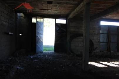 Armazém para Venda em Morais