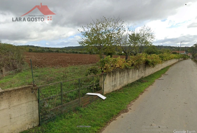 Moradia T4 para Venda em Salselas Foto 3