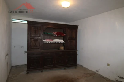 Moradia T4 para Venda em Salselas