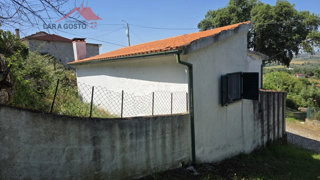 Moradia T3 para Venda em Cortiços Foto 17