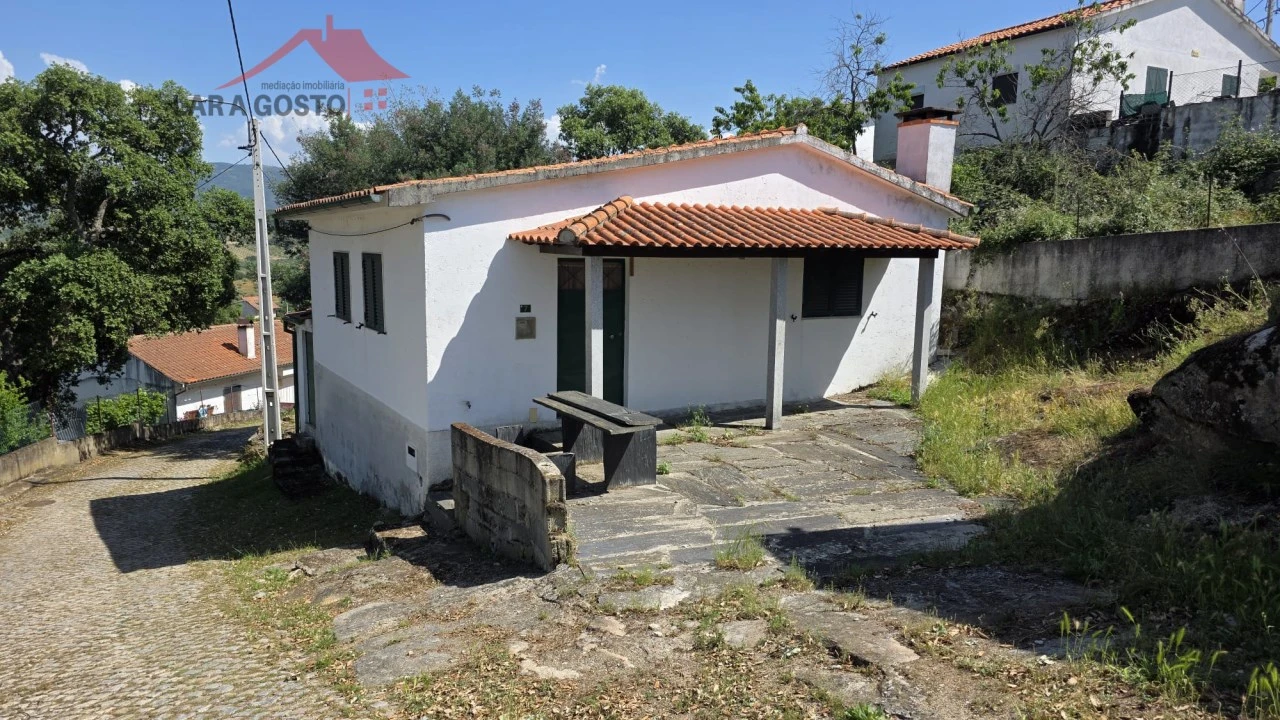 Moradia T3 para Venda em Cortiços Foto 20