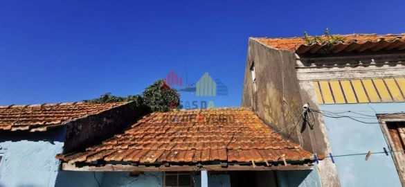 Moradia T3 para Venda em Bunheiro