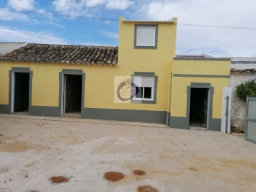 Quinta T5 para Venda em Moncarapacho e Fuseta