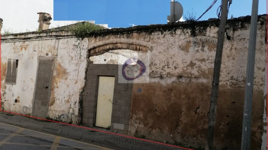 Terreno para Venda em Olhão