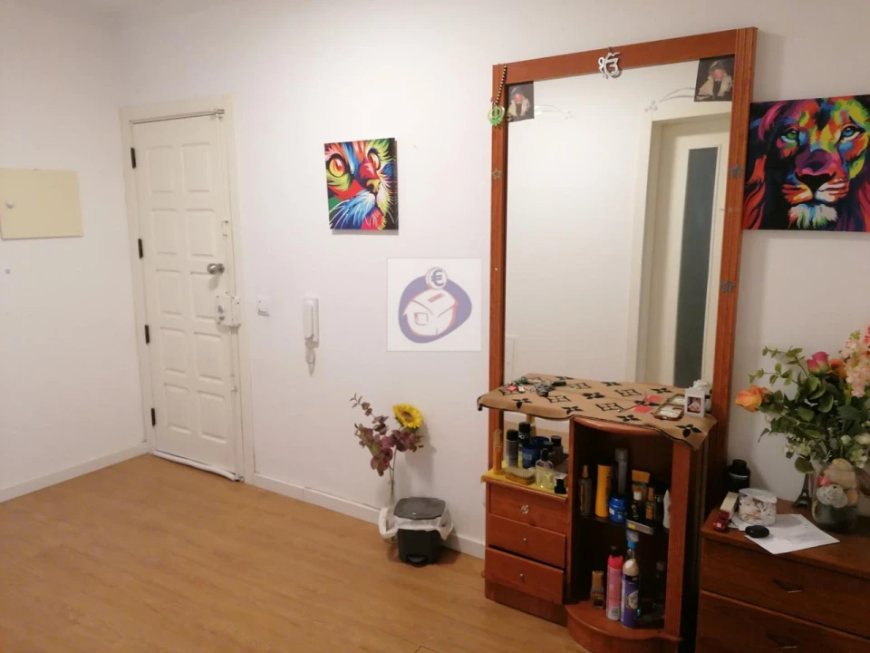 Apartamento T2 para Venda em Olhão Foto 2