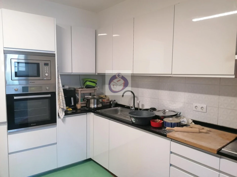 Apartamento T2 para Venda em Olhão Foto 8