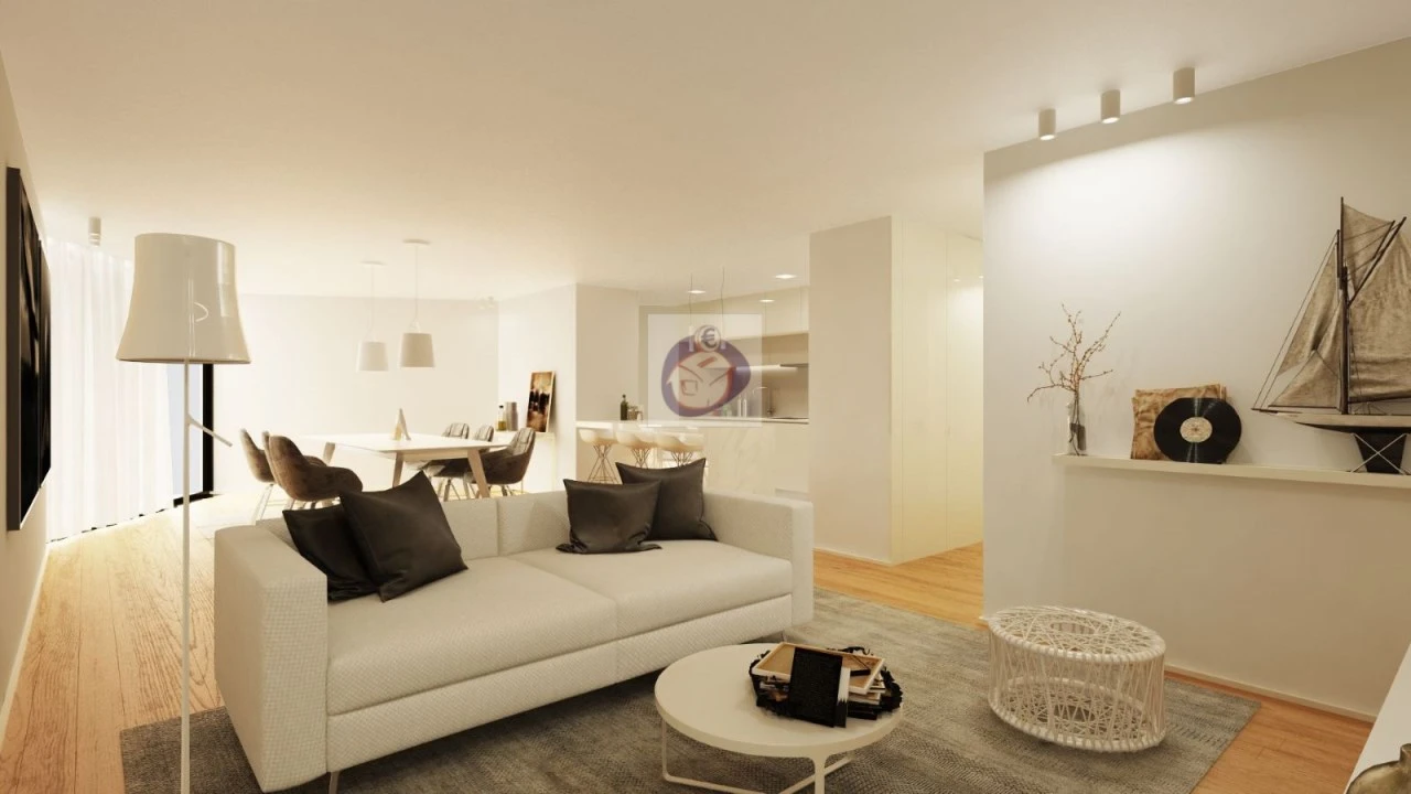Apartamento T2 para Venda em Olhão Foto 3